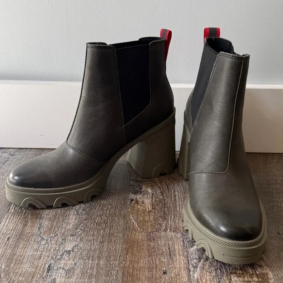 Sorel | Brex Heel Waterproof Chelsea Boots - Picture 3 of 10